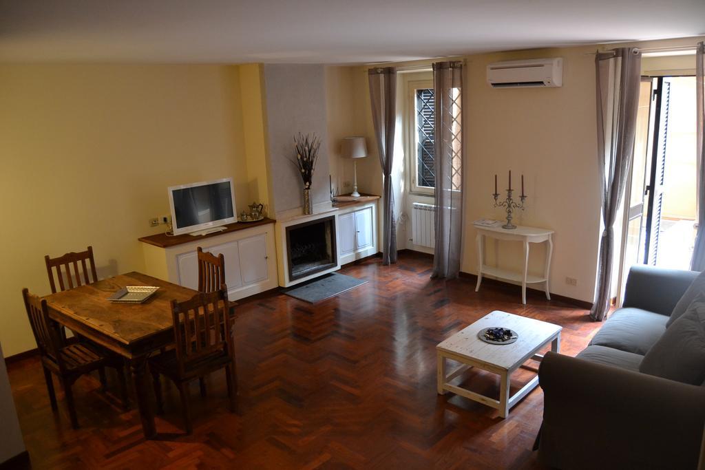 Palazzo Velli Suites Roma Habitación foto